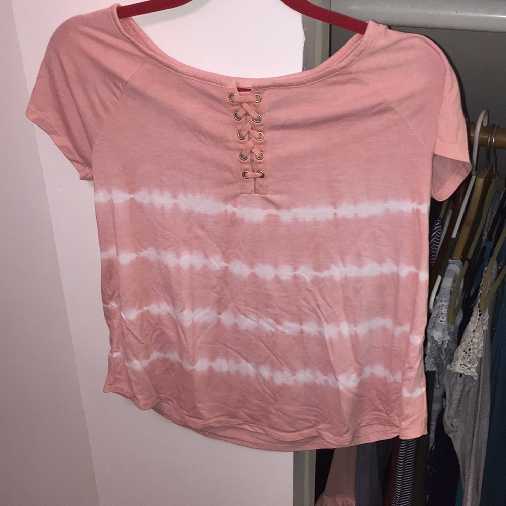 Pink tee shirt